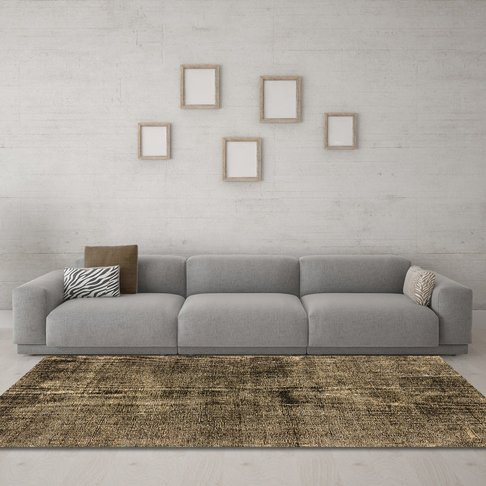 Machine Washable Oriental Brown Industrial Rug in a Living Room,, wshurb3066brn