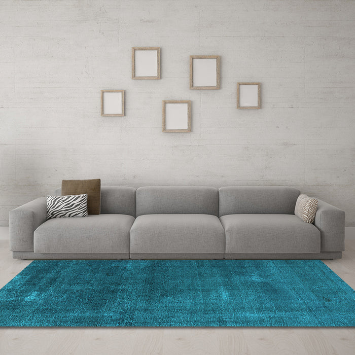 Machine Washable Oriental Light Blue Industrial Rug in a Living Room, wshurb3067lblu