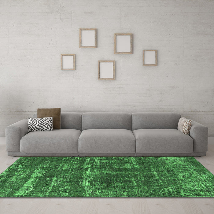 Machine Washable Oriental Emerald Green Industrial Area Rugs in a Living Room,, wshurb3069emgrn
