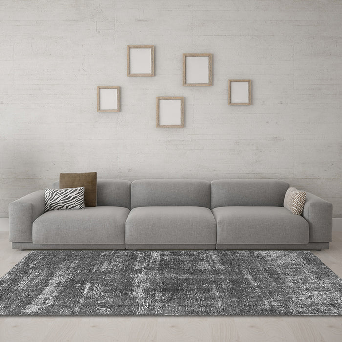 Machine Washable Oriental Gray Industrial Rug in a Living Room,, wshurb3069gry