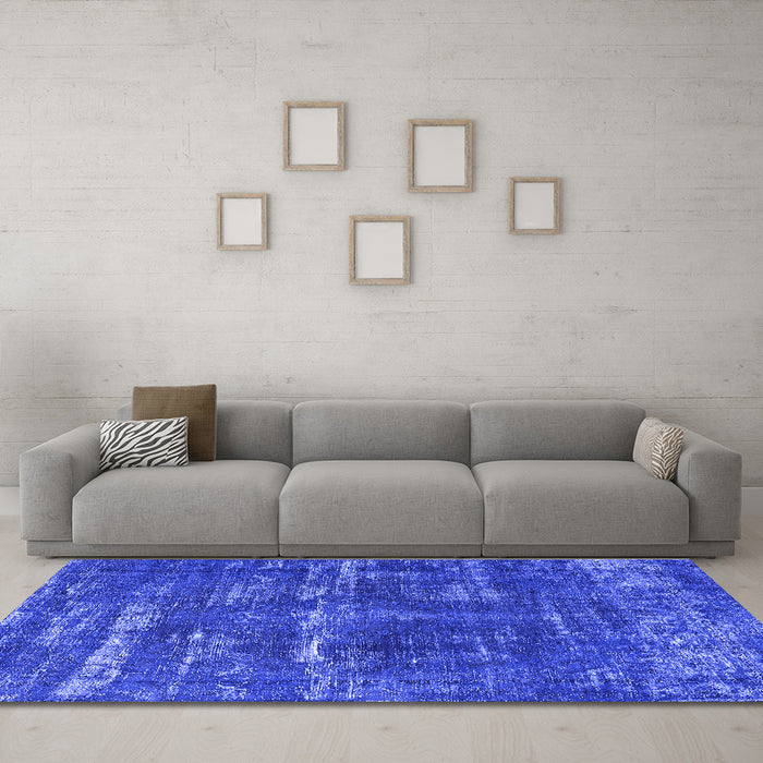 Machine Washable Oriental Blue Industrial Rug in a Living Room, wshurb3069blu