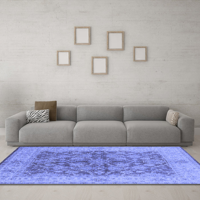 Machine Washable Oriental Blue Industrial Rug in a Living Room, wshurb3077blu
