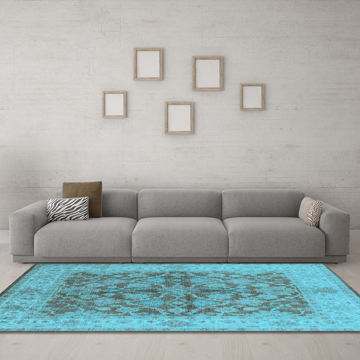 Machine Washable Oriental Light Blue Industrial Rug in a Living Room, wshurb3077lblu