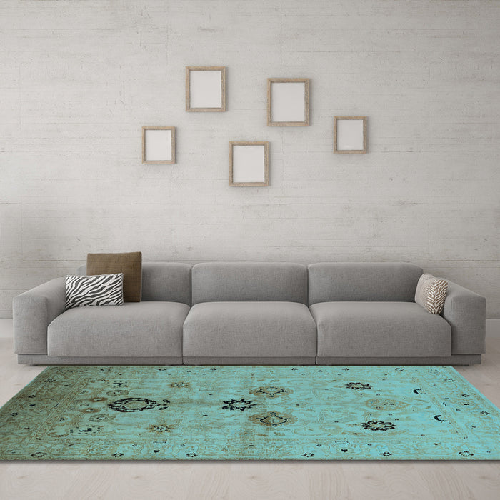 Machine Washable Oriental Light Blue Industrial Rug in a Living Room, wshurb3078lblu
