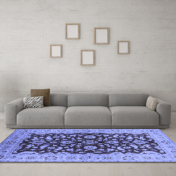 Machine Washable Oriental Blue Industrial Rug in a Living Room, wshurb3079blu