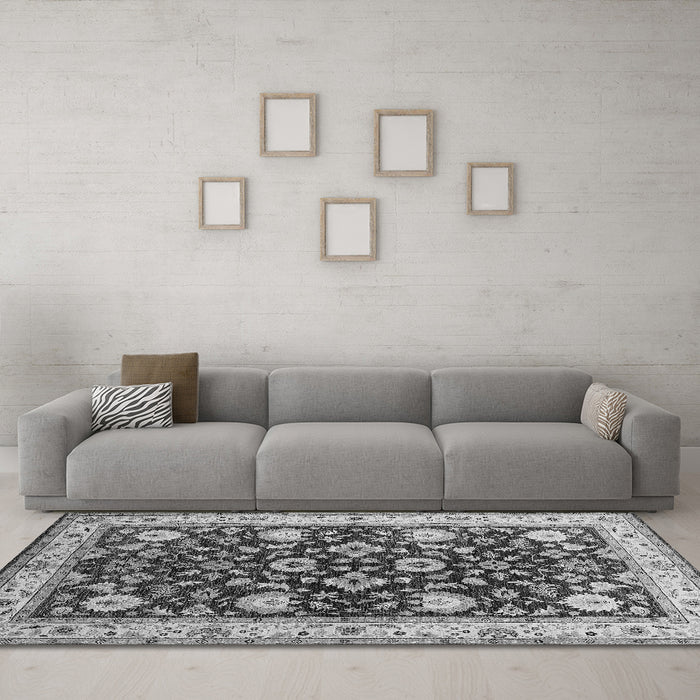 Machine Washable Oriental Gray Industrial Rug in a Living Room,, wshurb3092gry