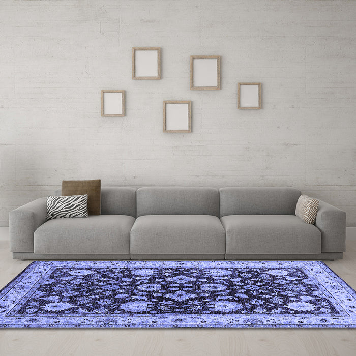 Machine Washable Oriental Blue Industrial Rug in a Living Room, wshurb3092blu