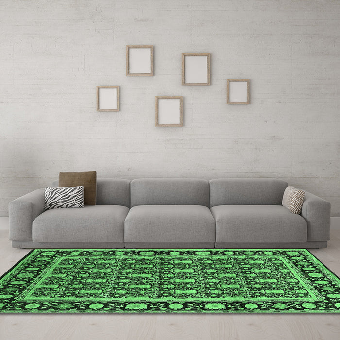 Machine Washable Oriental Emerald Green Industrial Area Rugs in a Living Room,, wshurb3093emgrn