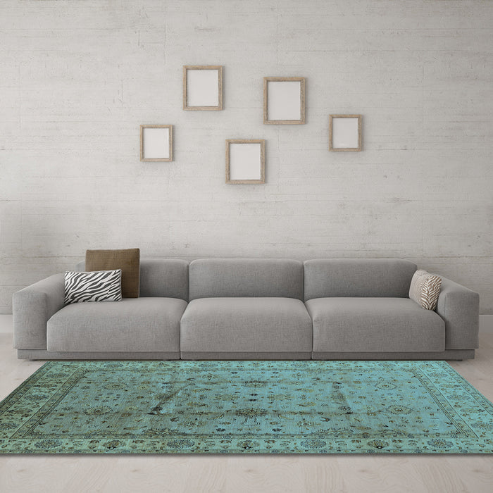 Machine Washable Oriental Light Blue Industrial Rug in a Living Room, wshurb3094lblu
