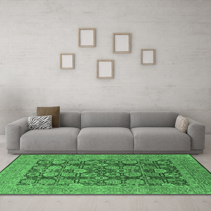 Machine Washable Oriental Emerald Green Industrial Area Rugs in a Living Room,, wshurb3096emgrn