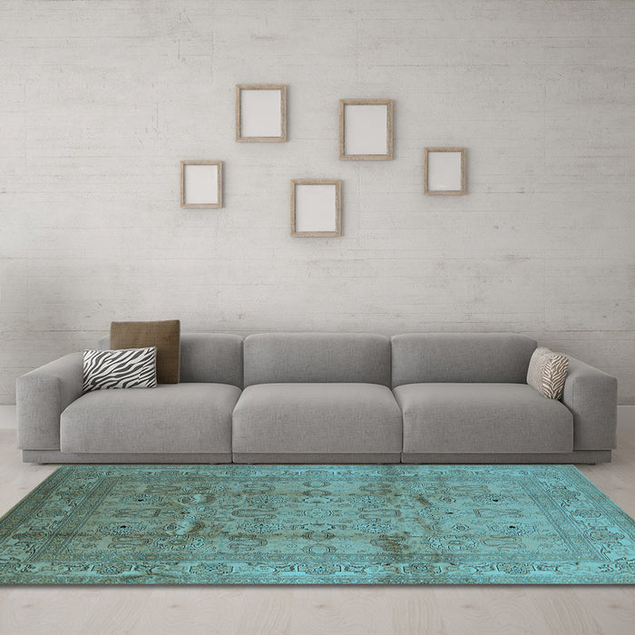Machine Washable Oriental Light Blue Industrial Rug in a Living Room, wshurb3097lblu