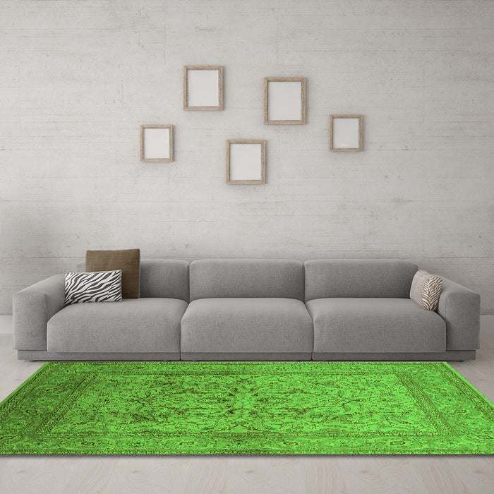 Machine Washable Oriental Green Industrial Area Rugs in a Living Room,, wshurb3098grn