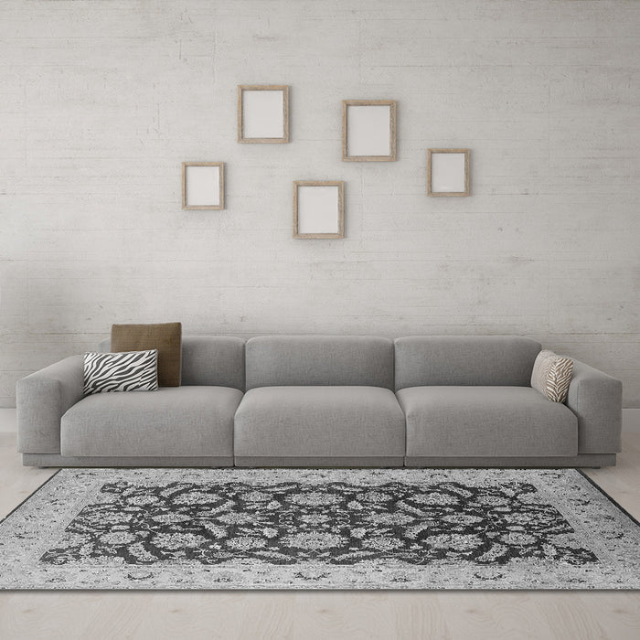 Machine Washable Oriental Gray Industrial Rug in a Living Room,, wshurb3099gry