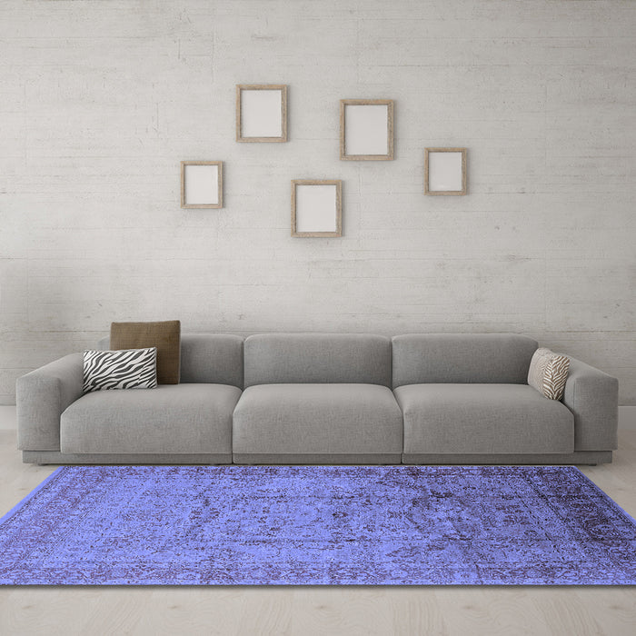 Machine Washable Oriental Blue Industrial Rug in a Living Room, wshurb3100blu