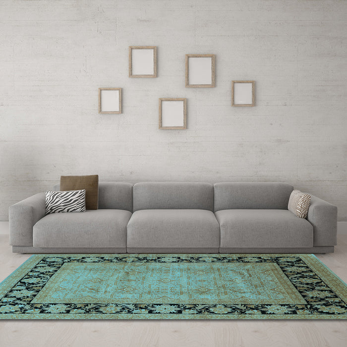 Machine Washable Oriental Light Blue Industrial Rug in a Living Room, wshurb3106lblu
