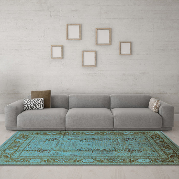 Machine Washable Oriental Light Blue Industrial Rug in a Living Room, wshurb3111lblu