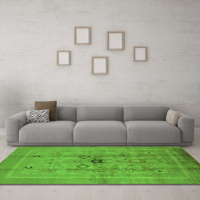 Machine Washable Oriental Green Industrial Area Rugs in a Living Room,, wshurb3112grn