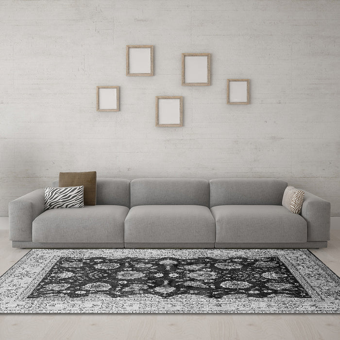 Machine Washable Oriental Gray Industrial Rug in a Living Room,, wshurb3113gry