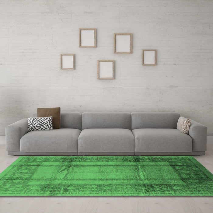 Machine Washable Oriental Emerald Green Industrial Area Rugs in a Living Room,, wshurb3115emgrn