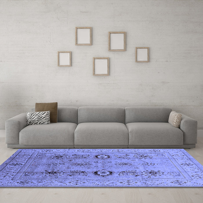 Machine Washable Oriental Blue Industrial Rug in a Living Room, wshurb3116blu