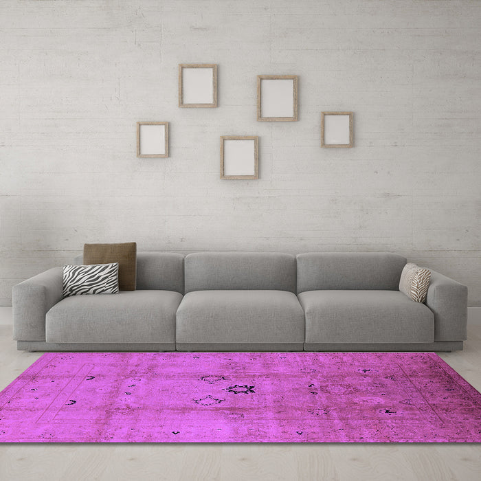 Machine Washable Oriental Purple Industrial Area Rugs in a Living Room, wshurb3119pur