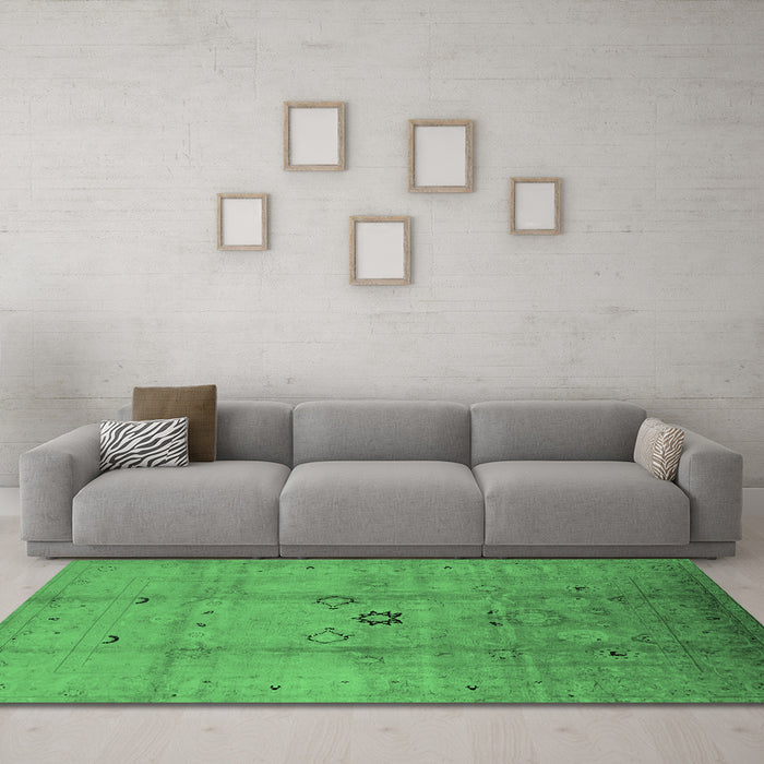 Machine Washable Oriental Emerald Green Industrial Area Rugs in a Living Room,, wshurb3119emgrn