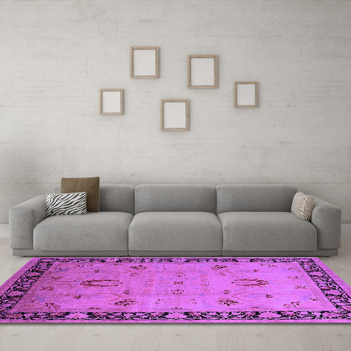 Machine Washable Oriental Purple Industrial Area Rugs in a Living Room, wshurb3121pur