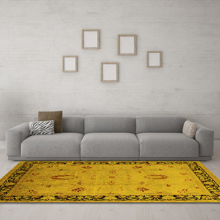 Machine Washable Oriental Yellow Industrial Rug in a Living Room, wshurb3121yw