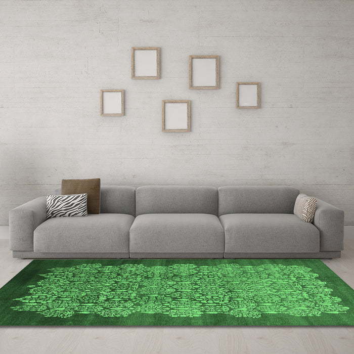 Machine Washable Oriental Emerald Green Industrial Area Rugs in a Living Room,, wshurb3122emgrn