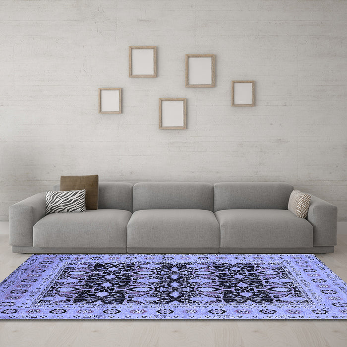 Machine Washable Oriental Blue Industrial Rug in a Living Room, wshurb3123blu