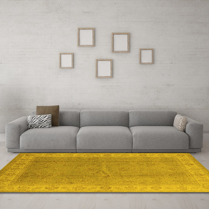 Machine Washable Oriental Yellow Industrial Rug in a Living Room, wshurb3128yw
