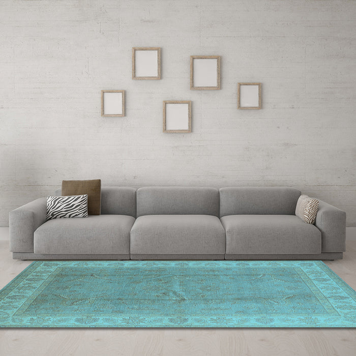 Machine Washable Oriental Light Blue Industrial Rug in a Living Room, wshurb3128lblu
