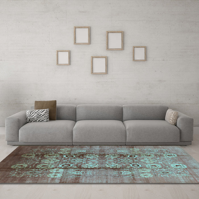 Machine Washable Oriental Light Blue Industrial Rug in a Living Room, wshurb3130lblu