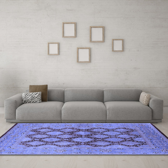 Machine Washable Oriental Blue Industrial Rug in a Living Room, wshurb3134blu