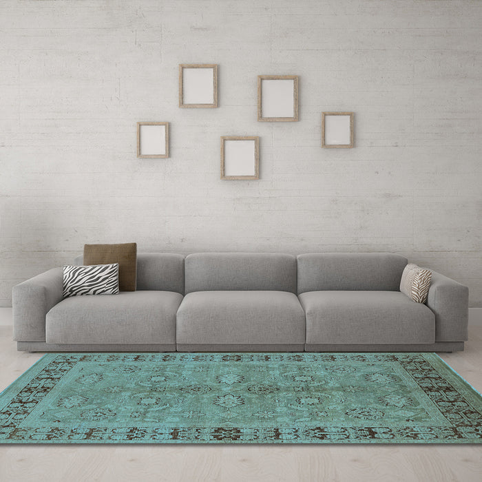 Machine Washable Oriental Light Blue Industrial Rug in a Living Room, wshurb3139lblu
