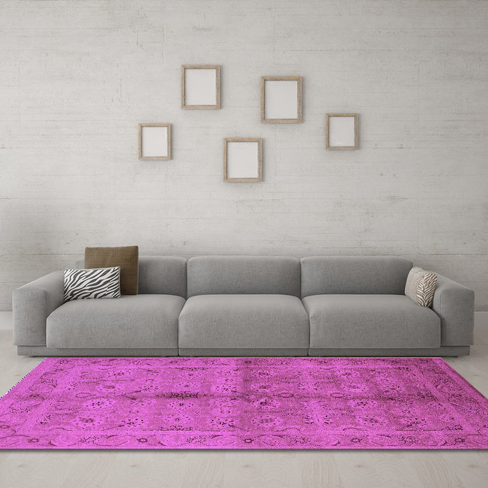 Machine Washable Oriental Purple Industrial Area Rugs in a Living Room, wshurb3140pur