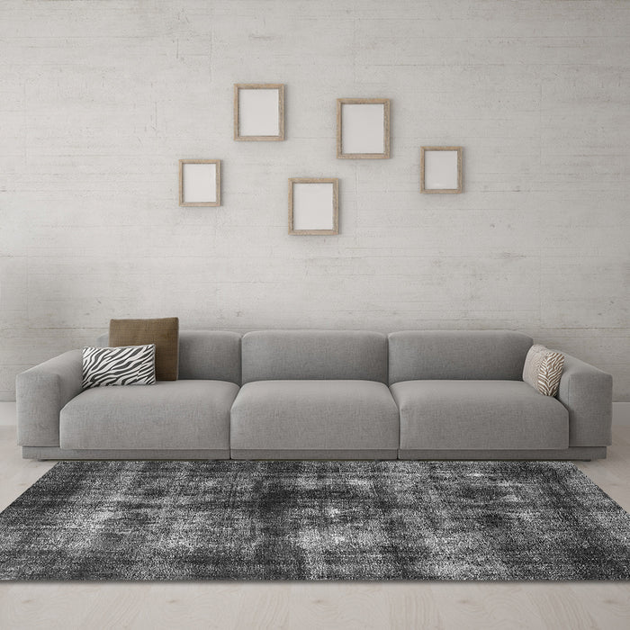Machine Washable Oriental Gray Industrial Rug in a Living Room,, wshurb3143gry