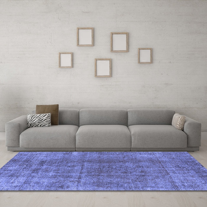 Machine Washable Oriental Blue Industrial Rug in a Living Room, wshurb3144blu