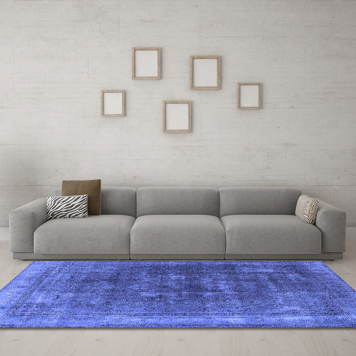 Machine Washable Oriental Blue Industrial Rug in a Living Room, wshurb3147blu