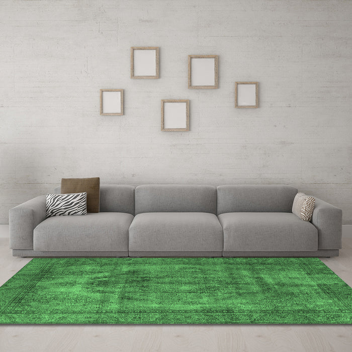 Machine Washable Oriental Emerald Green Industrial Area Rugs in a Living Room,, wshurb3148emgrn
