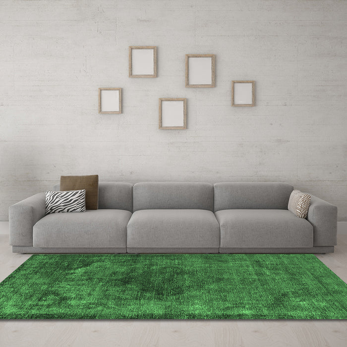 Machine Washable Oriental Emerald Green Industrial Area Rugs in a Living Room,, wshurb3150emgrn
