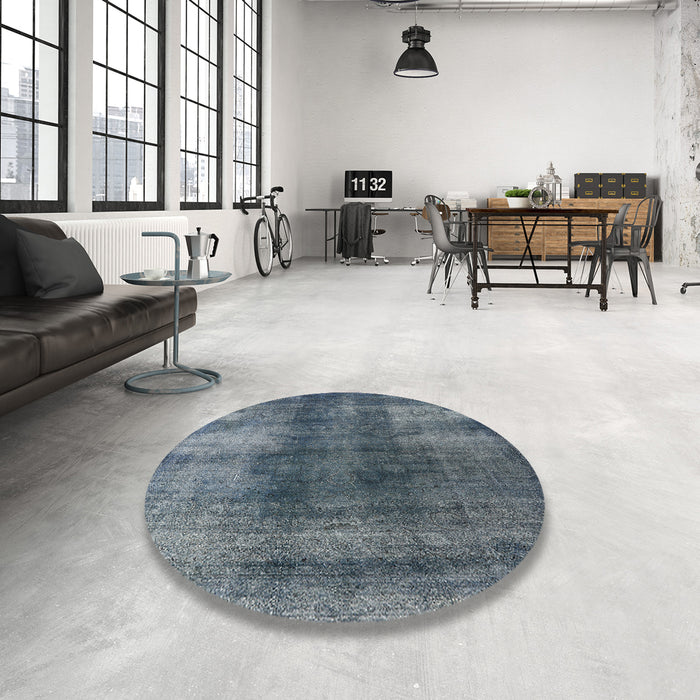 Round Mid-Century Modern Light Slate Gray Oriental Rug in a Office, urb3151