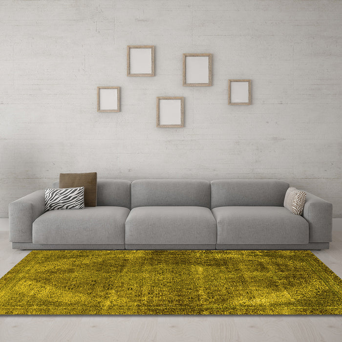 Machine Washable Oriental Yellow Industrial Rug in a Living Room, wshurb3152yw