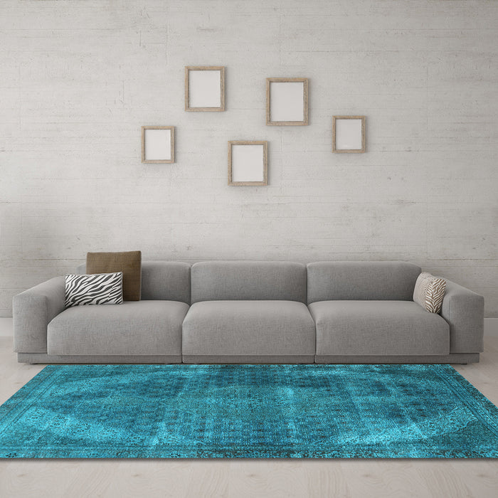 Machine Washable Oriental Light Blue Industrial Rug in a Living Room, wshurb3152lblu
