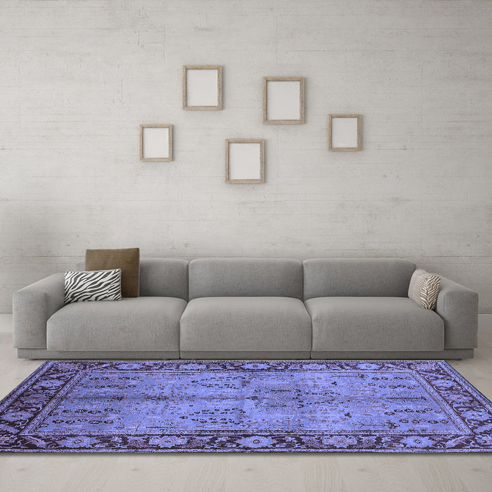 Machine Washable Oriental Blue Industrial Rug in a Living Room, wshurb3153blu