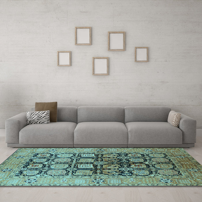 Machine Washable Oriental Light Blue Industrial Rug in a Living Room, wshurb3154lblu