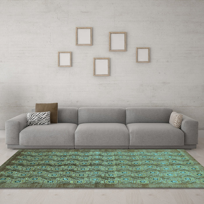 Machine Washable Oriental Light Blue Industrial Rug in a Living Room, wshurb3155lblu