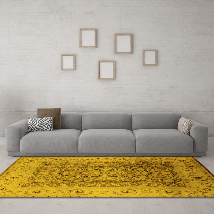 Machine Washable Oriental Yellow Industrial Rug in a Living Room, wshurb3156yw