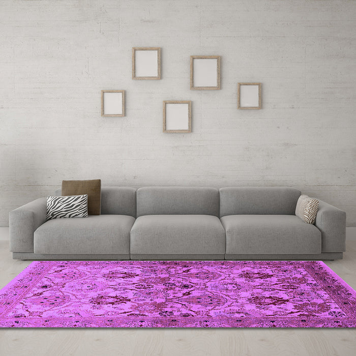Machine Washable Oriental Purple Industrial Area Rugs in a Living Room, wshurb3158pur