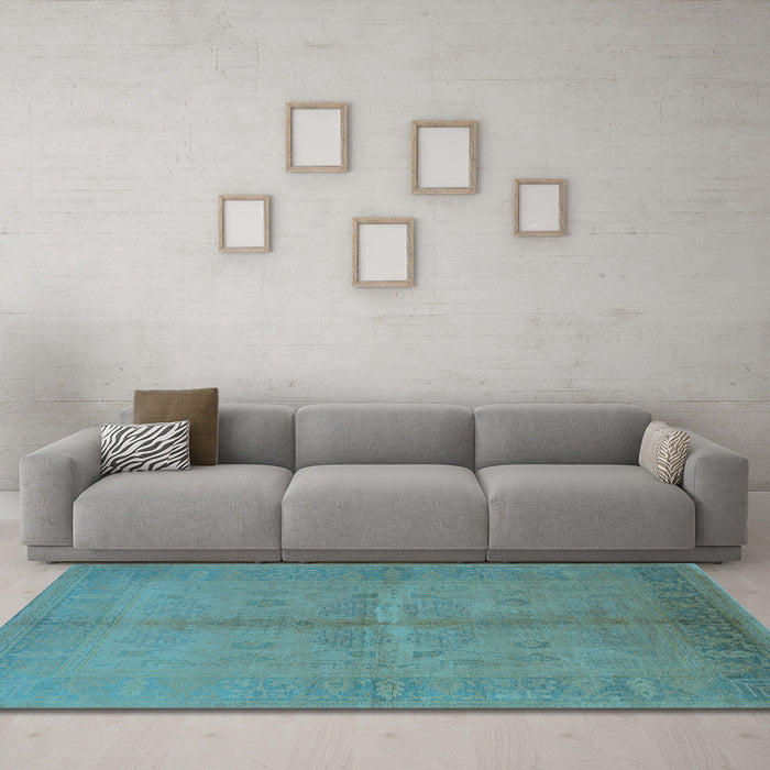 Machine Washable Oriental Light Blue Industrial Rug in a Living Room, wshurb3160lblu